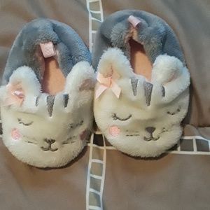 Toddler girl kitty slippers